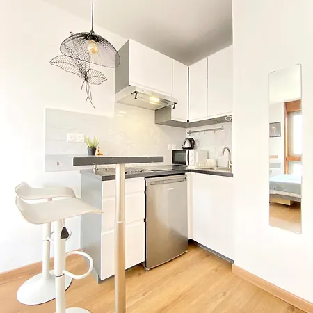Apartment Cosy Flat Walkable Distance To Eiffel Tower